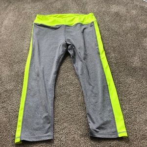 r8 Activewear leggings